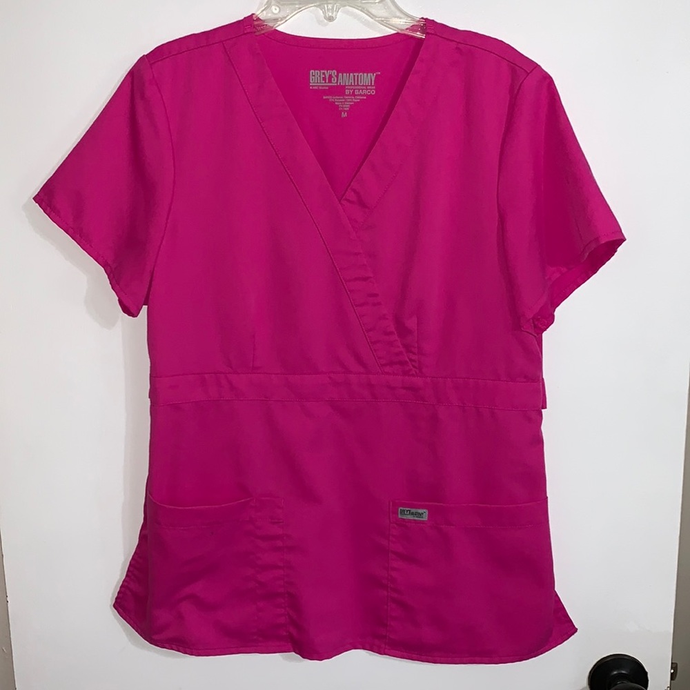 Barco Grey’s Anatomy Scrub Top || Style: Riley || Size: Medium